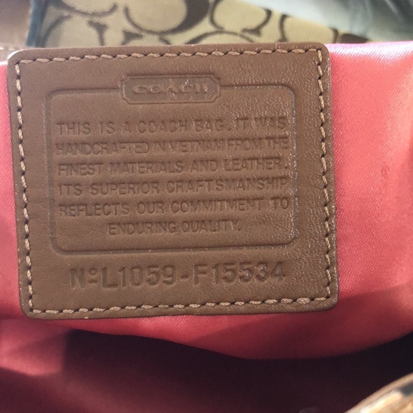 Coach bag! Gently loved in good condition! - Picture 6 of 9